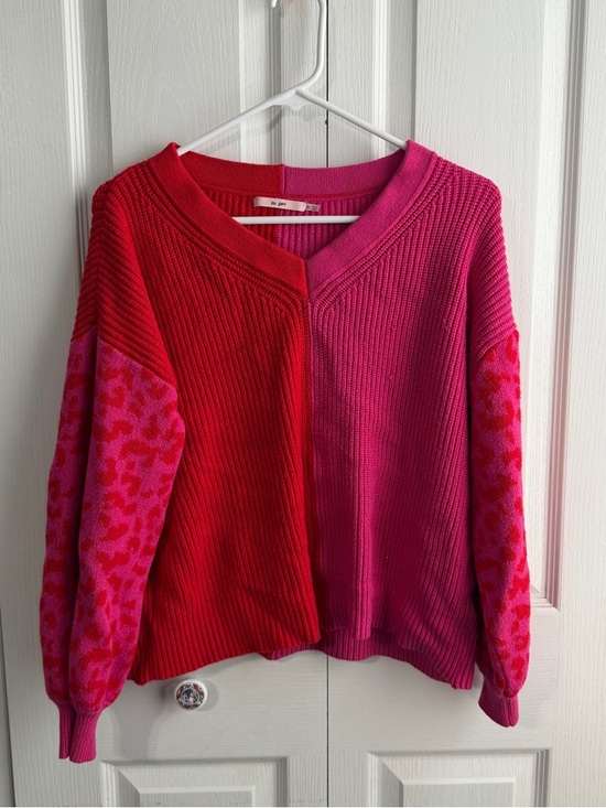 miami Sweaters - Mi Ami pink red v‎ neck sweater size medium
